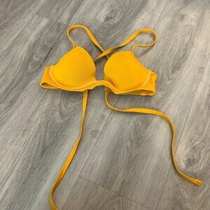 🏁 Ardene strappy yellow bikini top size  small